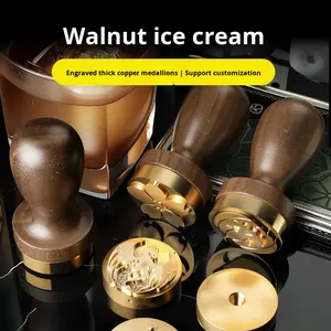 Nuovo Timbro per Ghiaccio Ecologico in Legno di Noce Moderno Personalizzabile per Bar Testa del Timbro per Alimenti da 4cm + Manico con Logo - Product Image 5