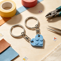 Nouveauté 2026 : Porte-clés détachable fait main pour couples, pendentif cœur coloré en blocs de construction, cadeaux pour femmes