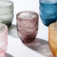 Ensemble de verres à eau vintage en verre gaufré motif poisson, verres à boire colorés pour la vente en gros, les bars et la vente au détail