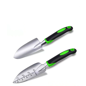 Vente en gros de kits d'outils de bricolage <span class=keywords><strong>pour</strong></span> le jardinage, canettes de pulvérisation, pelles à trois griffes, gants, sécateur, accessoires avec support OEM personnalisé - Product Image 2