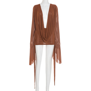 Robe mini moulante pour femme à col <span class=keywords><strong>plongeant</strong></span> drapé sur le devant, manches cloche et empiècements en maille transparente Sehe Fashion - Product Image 5