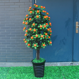 2023 nouvelle plante artificielle en pot décoration intérieure faux <span class=keywords><strong>arbre</strong></span> <span class=keywords><strong>fruitier</strong></span> 1.5 mètre poteau en bois <span class=keywords><strong>Kumquat</strong></span> Mandarin - Product Image 2