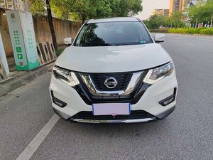 Auto Usata Nissan Tiida <span class=keywords><strong>2019</strong></span> 1.6L CVT Hatchback Edizione <span class=keywords><strong>Smart</strong></span>, Un Solo Proprietario, Interni in Pelle, Tetto Apribile, Basso Chilometraggio, Titolo Pulito, Esportazione All'Ingrosso - Product Image 2