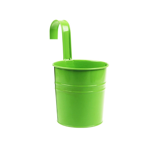 Vlovelife 1 pièces En Métal Pots <span class=keywords><strong>De</strong></span> Fleurs Suspendus Clôture <span class=keywords><strong>Pot</strong></span> <span class=keywords><strong>Suspendu</strong></span> avec <span class=keywords><strong>Crochet</strong></span> Amovible <span class=keywords><strong>Pour</strong></span> La Plantation <span class=keywords><strong>De</strong></span> Jardin 13.5cm * 28cm - Product Image 2