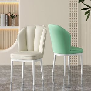 Sillas de Comedor Francesas Personalizadas de Cuero para Sala de Estar, Juego de Mesa de Comedor con Patas Doradas y 4 Sillas - Product Image 4