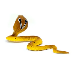 Animali animali realistici di alta qualità in plastica PVC giocattoli realistici ecologici animali il giallo che striscia giocattoli Cobra