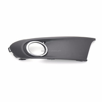 Nouvelle calandre de phare antibrouillard avec garniture chromée noire pour Volkswagen Polo Sedan Vento 2009-2013 Trou pré-percé 6RU853665B/6RU853666B