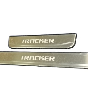 Kit carrozzeria personalizzato accessori per auto <span class=keywords><strong>esterno</strong></span> portiera a led Scuff davanzale porta led piastre per TRACKER - Product Image 1