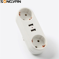Usb bağlantı noktaları ile çok uzatma soketi 220v ab standart fiş adaptör soketi