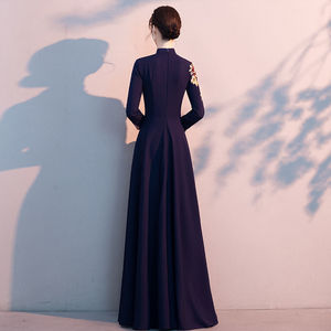 Dark Blue Modernized Cheongsam Long Dress A-Line Stand Neck Zipper Vintage Satin Evening Dress - Product Image 4