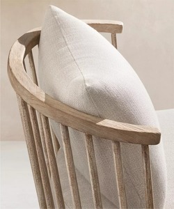 Cadre en teck rustique avec un coussin de plateforme hautement surélevé pour la salle à manger et le salon de jardin, chaise de jardin individuelle en teck massif - Product Image 2