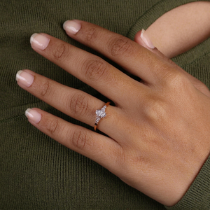 Bague de fiançailles ovale en diamant de laboratoire de 0,55 carat, taille excellente, or massif 14 carats, certifiée IGI, tendance, pour mariage et anniversaire - Product Image 1