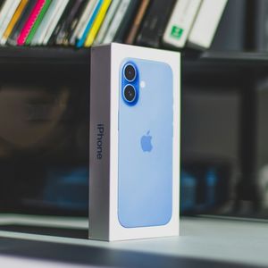 Téléphone portable 5G version US 2024, utilisé pour les modèles 14/15/16 Pro, 128 Go/256 Go/512 Go, 8 Go de RAM, appareil photo 48 MP - Product Image 2