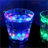 Verres à vin lumineux à LED, sensibles à l'eau, verres à bière en plastique, tasses brillantes, costumes pour Bars