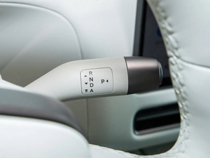 Lixiang L9 Ultra EV SUV Hybride Électrique LiL9 Boîte de Vitesses Automatique Véhicule à Énergie Nouvelle avec Dépôt Pro Max Voiture Électrique Fabriquée en Chine - Product Image 4