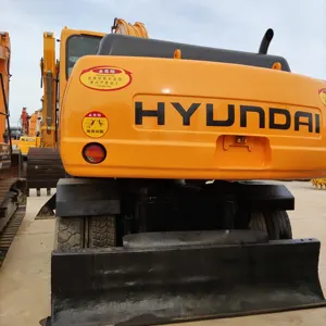 Buon escavatore gommato per gru per camion a buon mercato Hyundai R210W-7 usato R210 agricoltura funzionante funzionamento ad alta velocità in vendita calda