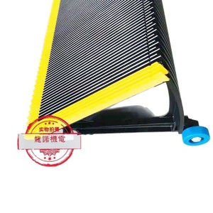 Marches d'escalator Lr1000800K-2 en alliage d'aluminium avec bords jaunes, noir argenté, compatible Toshiba - Product Image 4