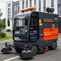 Laite Nouvelle Balayeuse Routière Autopropulsée Entièrement Fermée à Haute Efficacité 48V avec Bac à Poussière de 300L et Réservoir d'Eau de 240L