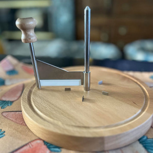 Coupe-fromage avec support en bois, trancheuse à disque rotative, grattoir manuel pour pépites <span class=keywords><strong>de</strong></span> chocolat, machine à copeaux <span class=keywords><strong>de</strong></span> fromage - Product Image 5