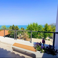Système de balustrade verticale en aluminium facile à installer pour porche, balcon, terrasse et escalier