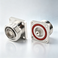 Conector Hembra Impermeable 7/16 Din L29 con Montaje de Brida Cuadrada de 32 mm y Orificio Interior M4 para Equipos de Comunicaciones Móviles