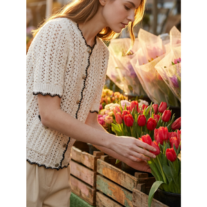 <span class=keywords><strong>Cardigan</strong></span> Estivo Vintage 2026 in Crochet Color Crema da Donna, Manica Corta, Collo Tondo, Bordo Smerlato a Contrasto, Maglia con Bottoni - Product Image 4