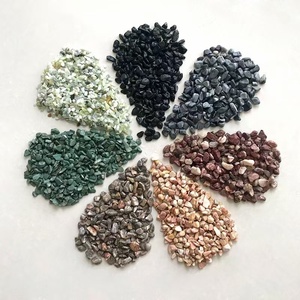 Galets de pierre naturelle écologiques, non toxiques, durables et colorés, graviers lavés de l'usine chinoise, design moderne, garantie 5 ans - Product Image 1
