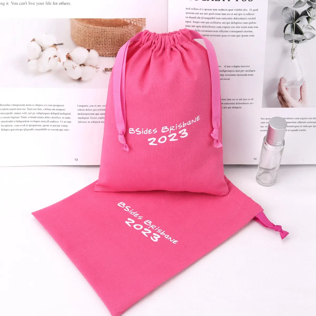 Custom Logo Printing Pink Cotton Linen Gift Drawstring Bag Luxury Soft Muslin Packaging Dust Pouch
