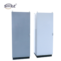 Armoire de stockage de batterie en acier isolée et étanche IP55 SMILETECH pour alimentation extérieure
