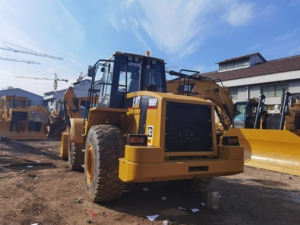 Cargadora de Ruedas Caterpillar 966H Usada con Chasis Articulado y Alta Capacidad de Carga para Apilamiento de Materiales - Product Image 6