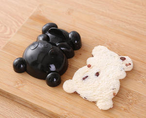 Molde para Rollos de Arroz y Verduras con Forma de Panda, Adorable Molde para Sándwiches, Galletas y Bizcochos - Product Image 4