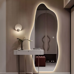 Miroir Mural Ondulé Personnalisé Sans Cadre LED, Grand Miroir Irrégulier Vague pour Décoration de Salon - Product Image 1
