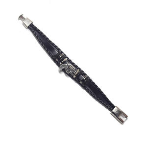 Pulsera de Cuero de <span class=keywords><strong>3</strong></span> Capas con Dije de Pistola Gótica de Aleación Personalizada y Cuero PU de 21 cm y 1.5 cm de Ancho para Hombre, Proveedor - Product Image 5