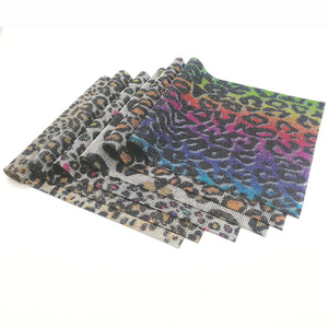 Sẵn sàng để tàu đầy màu sắc cầu vồng hotfix Rhinestone Sticker truyền nhiệt tự dính nhựa đá đính lưới tấm ở dạng cuộn - Product Image 3