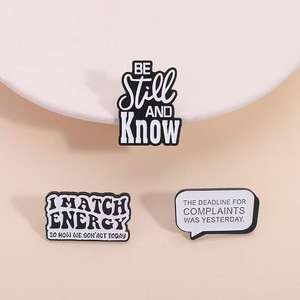 Renkli özel Metal el sanatları broş komik tırnaklar söyleyerek yaka rozetleri çocuklar ve arkadaşlar için komik emaye broş pimleri - Product Image 3