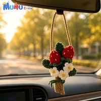 Décoration suspendue au rétroviseur de voiture en crochet fait main, bouquet rouge, petite fleur éternelle en peluche, cadeau pour l'intérieur de la voiture, vente en gros