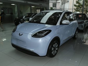 Precio de Fábrica 2024 Wuling Bingo Lynx Connect Edition Auto Eléctrico 333km 5 Puertas 4 Asientos Auto Pequeño Listo para Enviar - Product Image 1