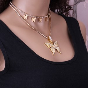 Collier pendentif papillon, chaîne multicouche en strass, or et argent, bijoux de fête, accessoire de mode pour femmes - Product Image 1