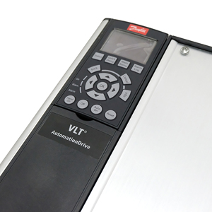 ลดราคาพิเศษ FC-301P18KT4E20H1XGXXXXSXXXXAXBXCXXXXDX 131F6598 VLT AutomationDrive FC-301 - Product Image 1