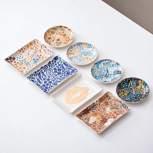 طبق سيراميك أوروبي إبداعي بتصميم غير منتظم، صحن فاكهة بسيط، طبق صغير لتخزين المجوهرات، طبق زينة بالجملة - Product Image 2