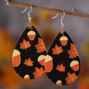 Unionen 873 Boucles d'oreilles à la mode en faux cuir pour femmes Vintage Maple Leaf Deciduous Acorn Drop Shaped Double-Sided Pendant - Product Image 1