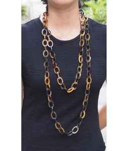 Collier élégant en corne de buffle, artisanat naturel, bijoux faits à la main, avec texture polie et beauté naturelle intemporelle - Product Image 4