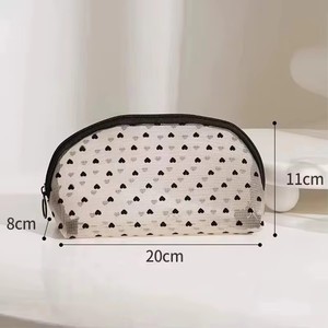 Borsa per Cosmetici da 20L Impermeabile e Alla Moda con Logo Personalizzato, in Rete di Nylon, per Uso Quotidiano e Viaggi, con Cerniera - Product Image 5