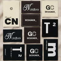 Étiquettes tissées personnalisées OEM en gros, en tissu damassé haute densité et satin, avec logo de marque, pour vêtements et chapeaux