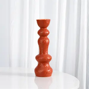 Bán buôn Chất lượng cao Matte Red cổ dài Lọ trang trí nội thất độc đáo gốm Tabletop Plant Flower Vase cho đám cưới