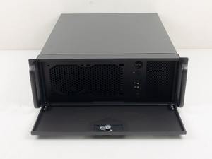Chassis Server SilverStone RM42-502 di Alta Qualità con Capacità di Raffreddamento Liquido Avanzata, Alimentatore Completamente Modulare da 850W - Product Image 2