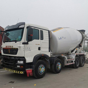 Howo camion malaxeur à béton de haute qualité types de carburant diesel et composants de moteur et de pompe de base - Product Image 1
