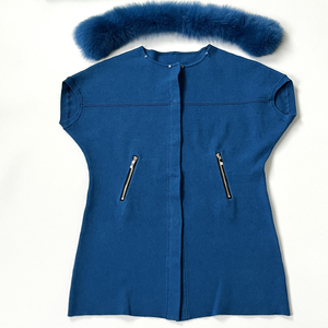 <span class=keywords><strong>Pull</strong></span> court en laine tricotée sur mesure Tyan Fashion, <span class=keywords><strong>bleu</strong></span> royal, avec col en vraie fourrure de renard, style ample de luxe pour femmes - Product Image 3