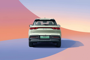 BYD Yuan up รถยนต์ไฟฟ้า SUV ขนาดกะทัดรัด 4 ประตู 5 ที่นั่ง ระยะทางวิ่ง 301-400 กม. ตามมาตรฐาน NEDC - Product Image 4