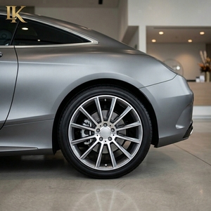 Jantes en alliage d'aluminium LK Multi Spoke Concave Noir Mat 5x108mm pour <span class=keywords><strong>Velar</strong></span> P250/P340/<span class=keywords><strong>P400</strong></span> Aftermarket 25mm - Product Image 4